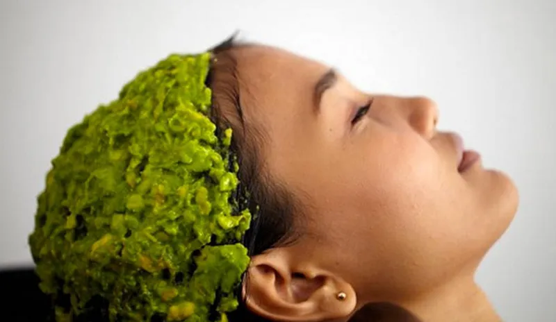 Quy trình ủ tóc bằng nguyên liệu tự nhiên giúp phục hồi độ ẩm và nuôi dưỡng tóc chắc khỏe