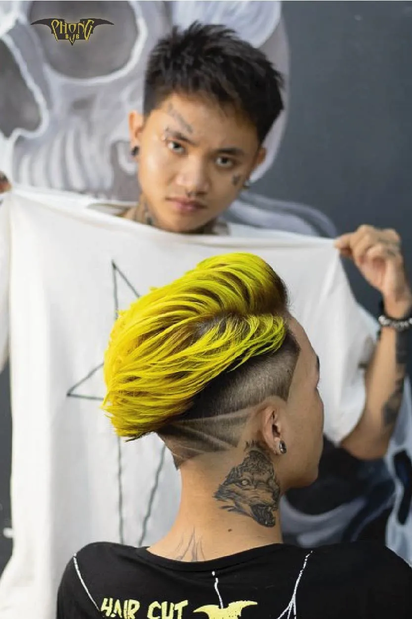 Dùng dầu xả sau mỗi lần gội đầu để tóc bền màu hơn